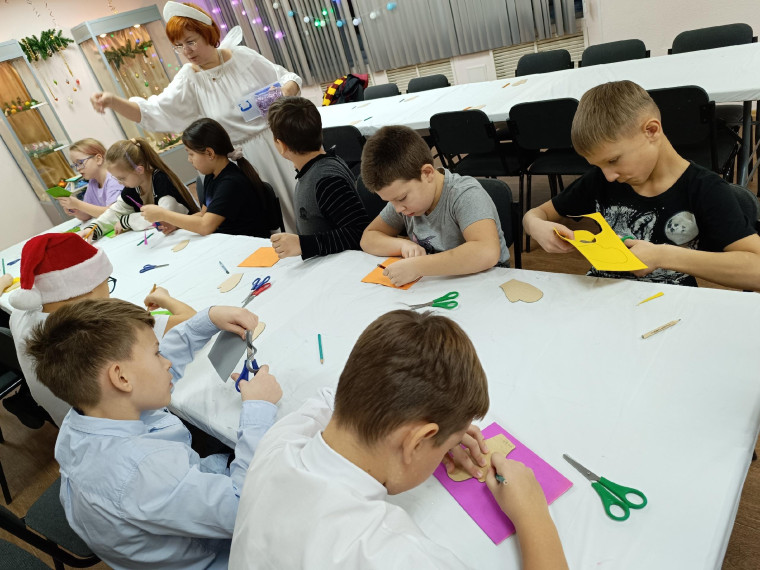 Новогодние утренники.